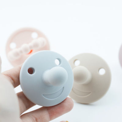 Держатель мешка случая Pacifier силикона формы киски кота для pacifiers прорезывания зубов малыша младенца