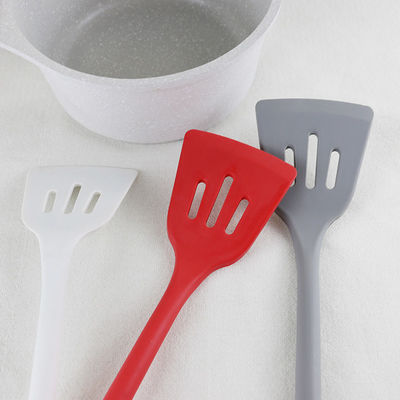 Красный серый белый Kitchenware силикона цветов установил доказательство шпателя горячее с цветом Panton