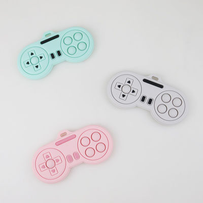 Продукты прорезывания зубов младенца - игрушки teethers силикона формы регулятора игрока мультфильма Washable различных цветов изготовленные на заказ милые