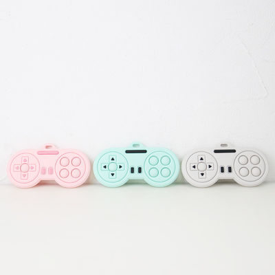 Продукты прорезывания зубов младенца - игрушки teethers силикона формы регулятора игрока мультфильма Washable различных цветов изготовленные на заказ милые