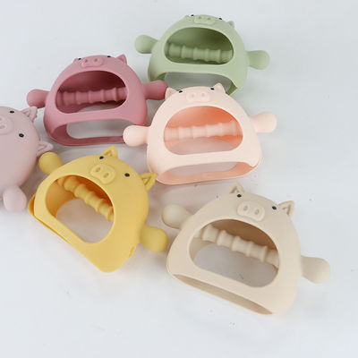 Изготовленный на заказ различный силикон Teether сжатия ручки формы свиньи форм для младенца с различными дизайнами